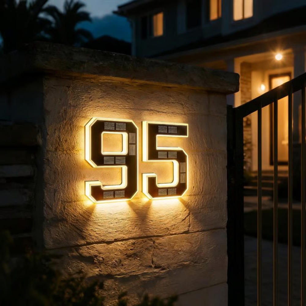 Outdoor Lighting Experts - Nouvelle plaque de numéro de maison