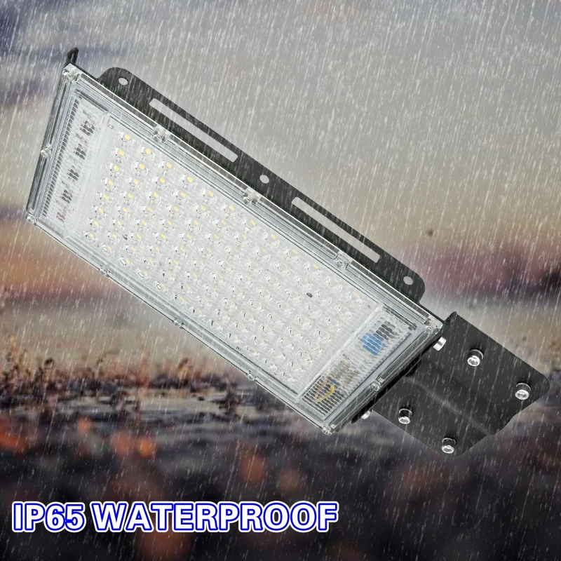 Lampadaire LED 100W AC 220V-24 - Zumtobel Outdoor Lighting avis et prix