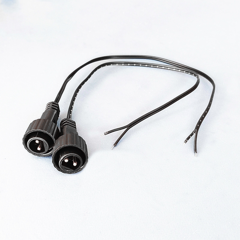 Connecteur LED extérieur 2 bro - Outdoor Lighting Experts avis et prix